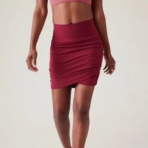 NWT Athleta Transcend Asymmetrical Skort in Burgundy L
